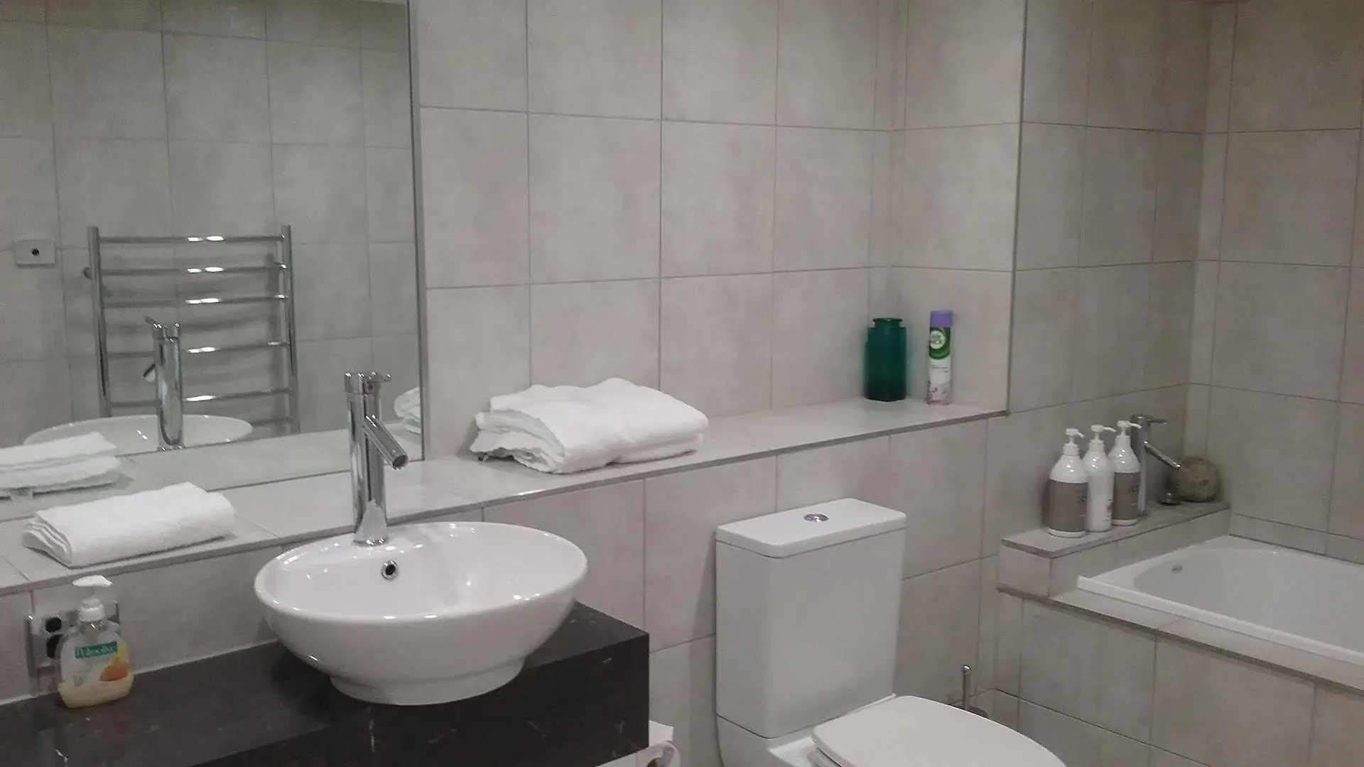 Jenatt Apartments Salamanca Hobart 4*,